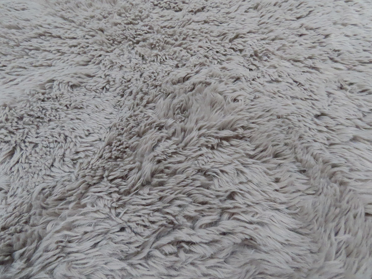 Supersoft Round Rug - Sheep Silver - Image 3